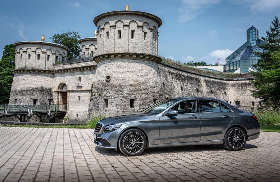  Mercedes-Benz C200 (W205) 2018 года  (WW) (фото 9 из 34)